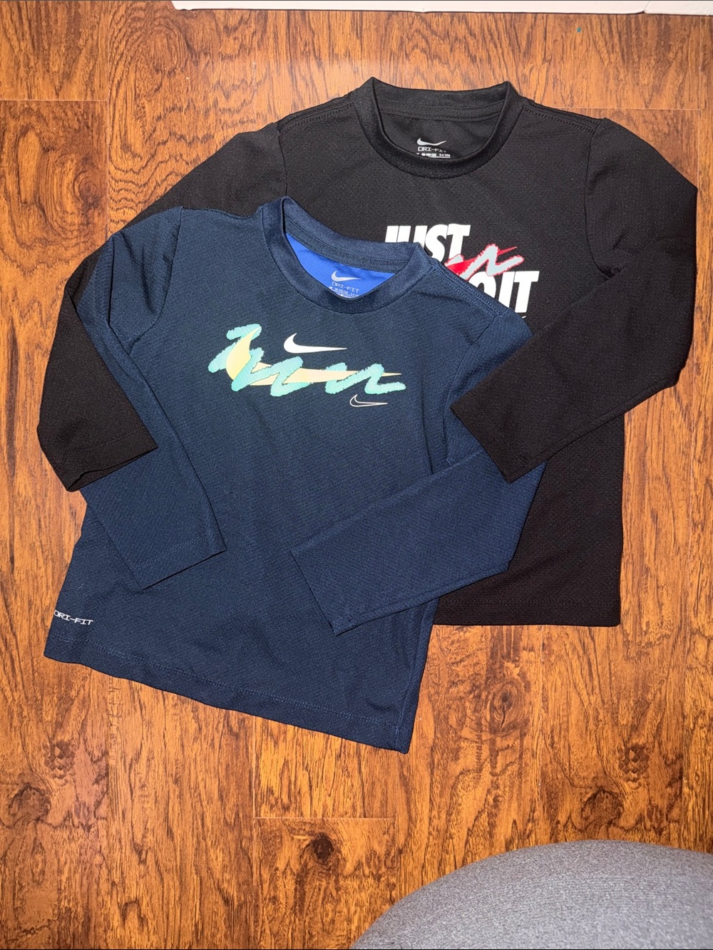 Bundle: Nike Kids Long-Sleeve Set - Navy & Black Graphic Tees